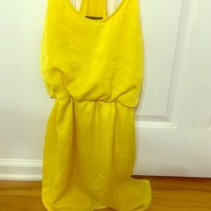 Flowy Summer time mini dress